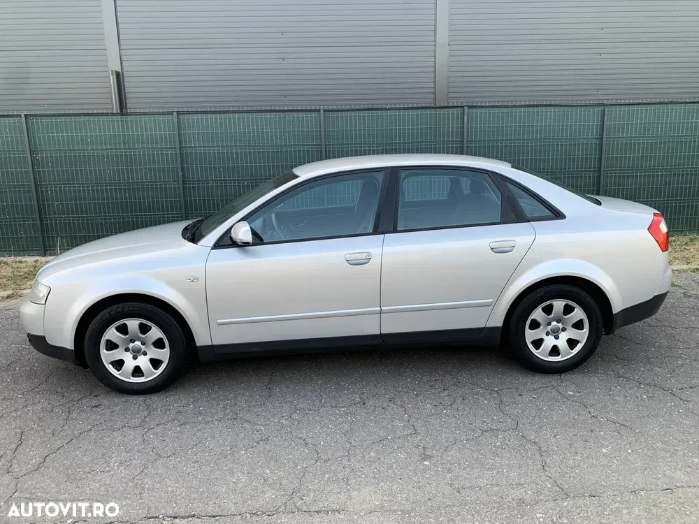 Audi A4 Limuzina B6 — imagine 4