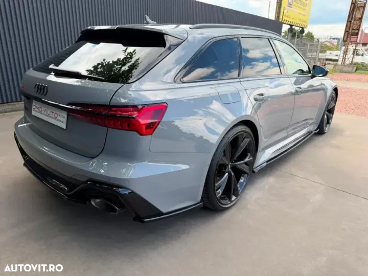 Audi RS 6 4.0 TFSI quattro Tiptronic