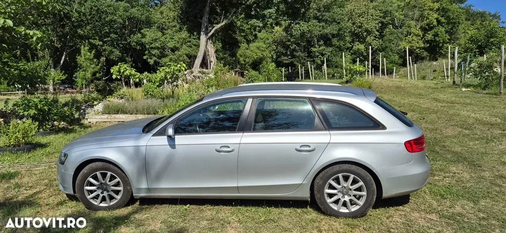 Audi A4 Avant B8 2.0 TDI DPF quattro S tronic Ambition — imagine 4