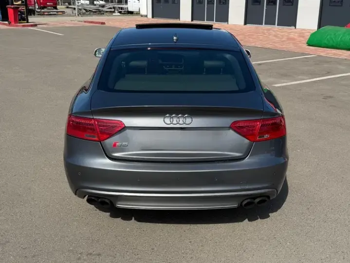 Audi S5 Sportback 8T