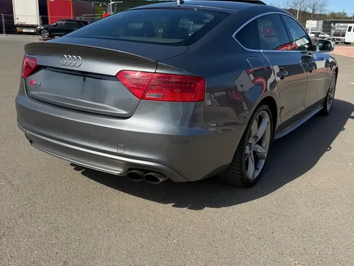 Audi S5 Sportback 8T