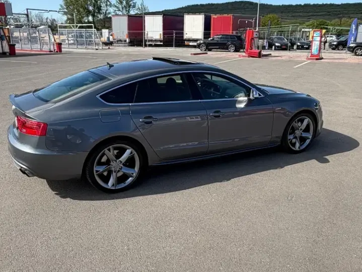 Audi S5 Sportback 8T