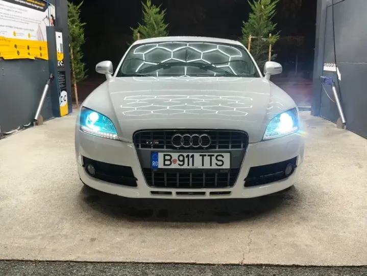 Audi TT 8J