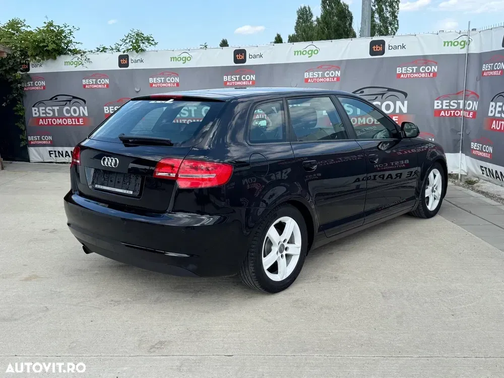 Audi A3 Sportback 8P 1.6 Attraction — imagine 4