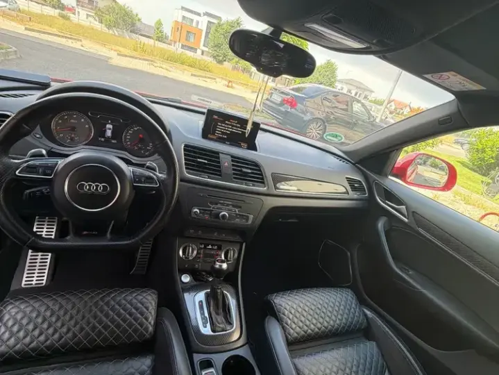 Audi RS Q3 8U