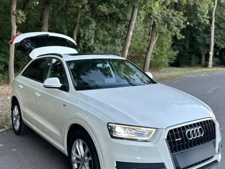Audi Q3 8U