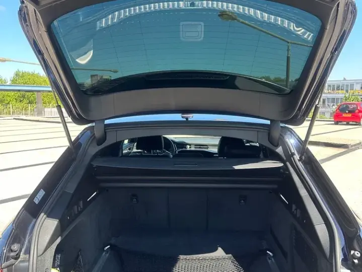 Audi A6 Avant C8 40 TDI quattro S tronic