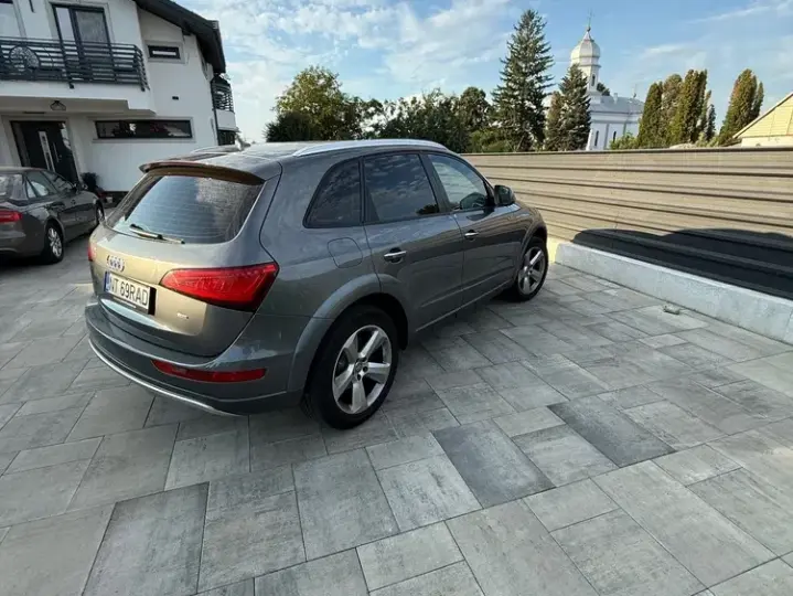 Audi Q5 8R 2.0 TDI Quattro