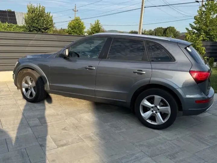 Audi Q5 8R 2.0 TDI Quattro