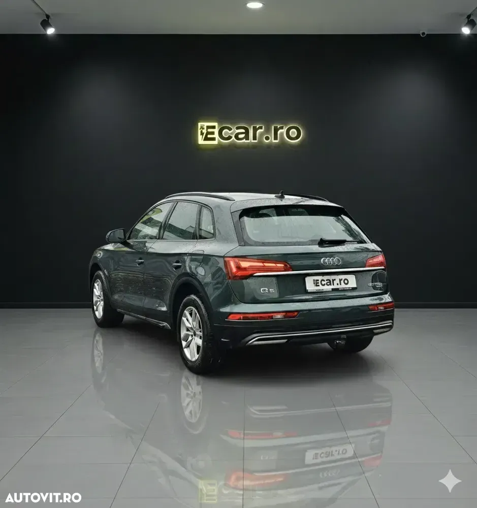 Audi Q5 50 TFSI e quattro S tronic design — imagine 4