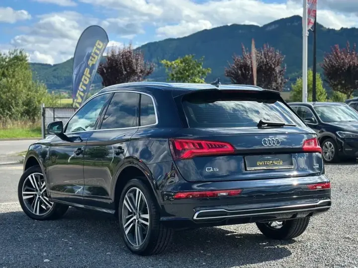 Audi Q5 FY 40 TDI quattro S tronic sport