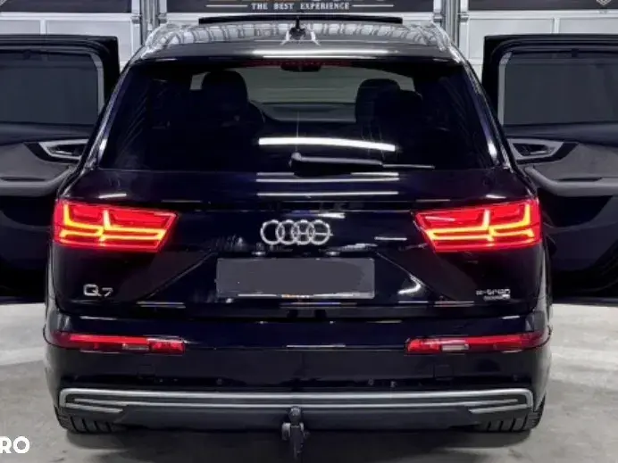 Audi Q7 4M