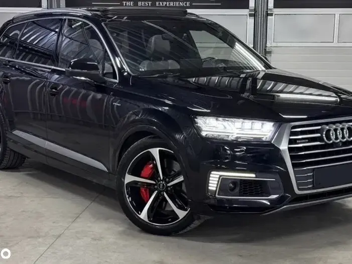 Audi Q7 4M