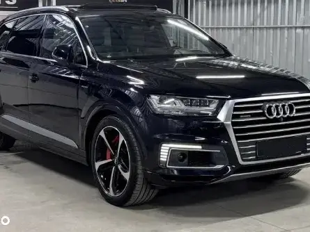 Audi Q7 4M