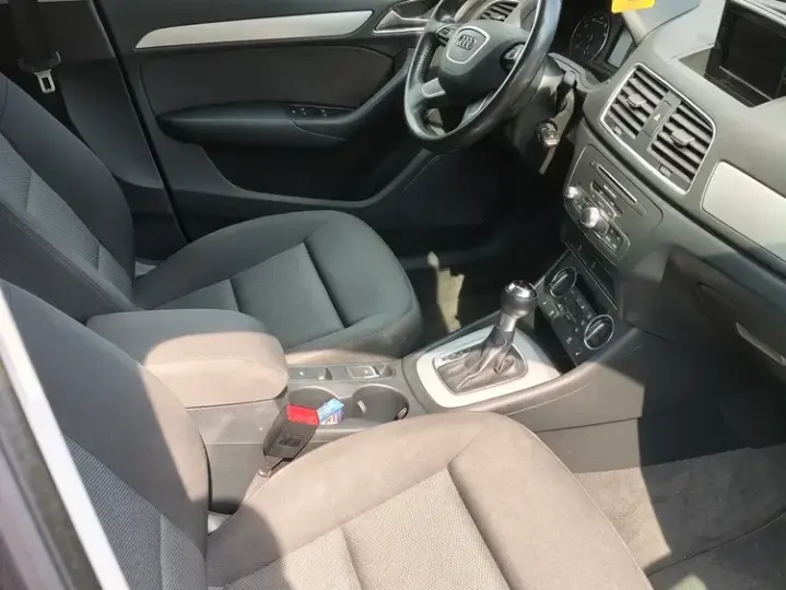Audi Q3 8U