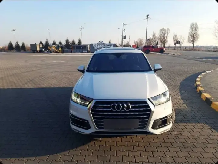 Audi Q7 4M