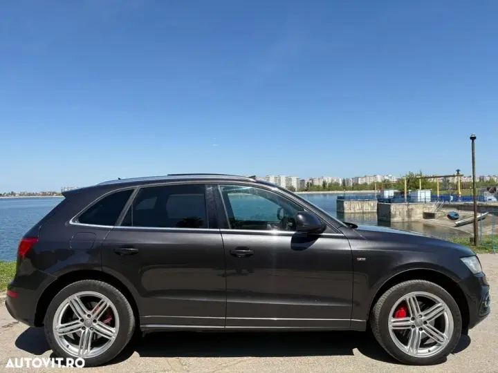 Audi Q5 8R