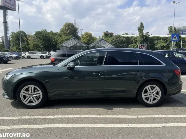 Audi A4 Avant B9 2.0 TDI quattro S tronic Design
