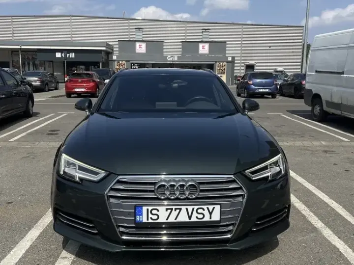Audi A4 Avant B9 2.0 TDI quattro S tronic Design