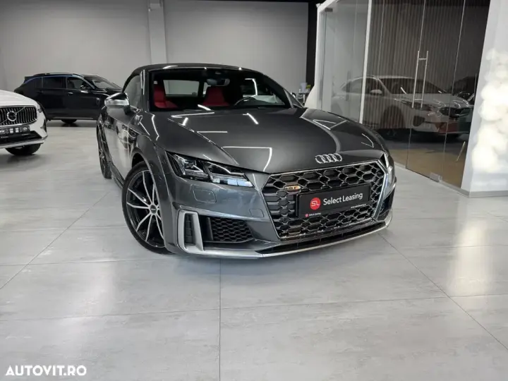 Audi TT S 8S