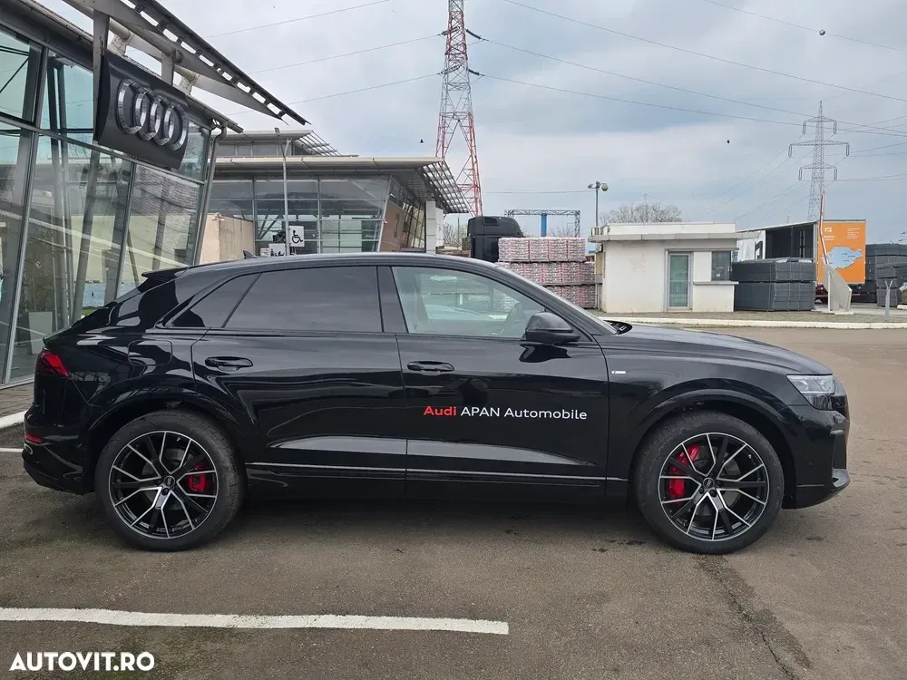 Audi Q8 55 TFSI e quattro Tiptronic PHEV — imagine 4