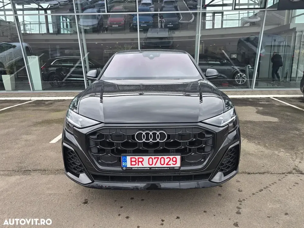 Audi Q8 55 TFSI e quattro Tiptronic PHEV — imagine 2