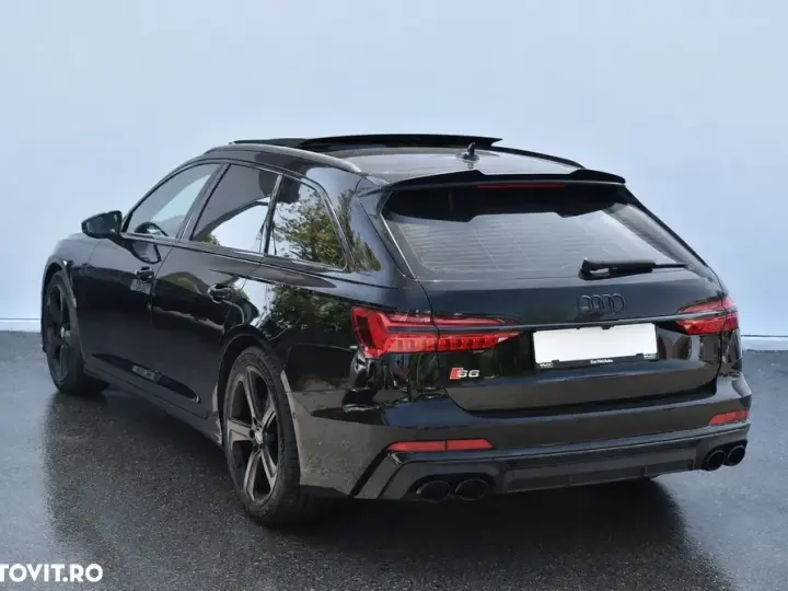 Audi S6 Avant