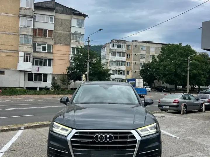 Audi Q5 FY