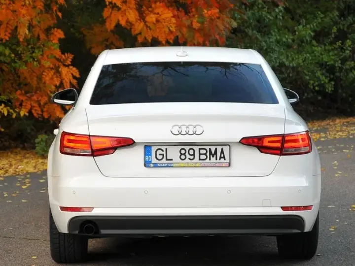 Audi A4 Limuzina B9 2.0 TDI S tronic Design