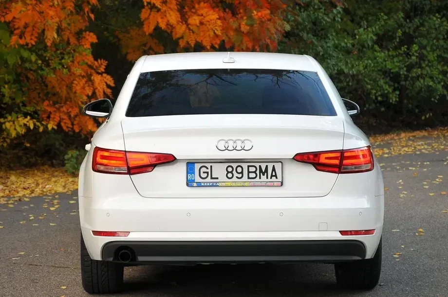 Audi A4 Limuzina B9 2.0 TDI S tronic Design — imagine 5