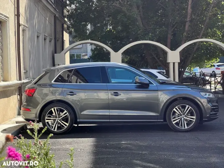 Audi Q5 55 TFSI e quattro S tronic PHEV S Line