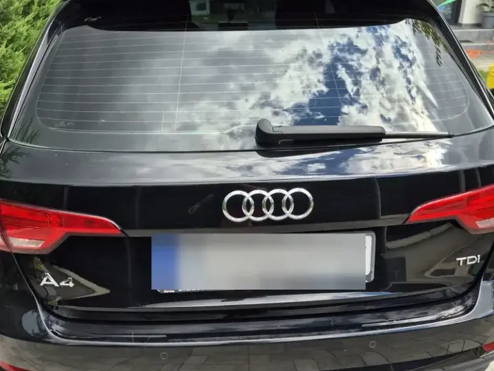 Audi A4 Avant B9 2.0 TDI S tronic