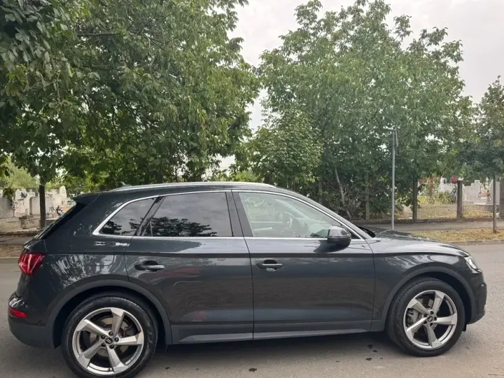 Audi Q5 FY 2.0 TDI Quattro S tronic Basic