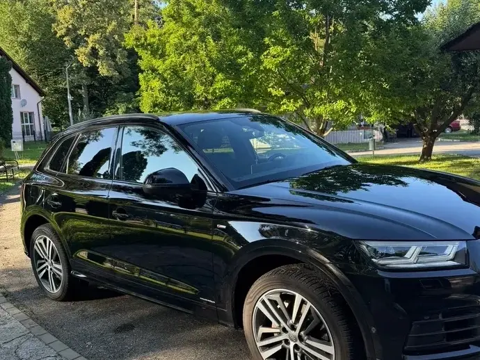 Audi Q5 FY