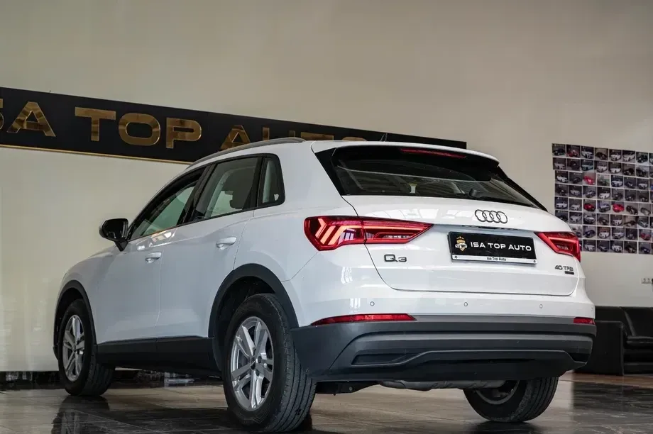 Audi Q3 F3 40 TFSI quattro S tronic S line — imagine 4