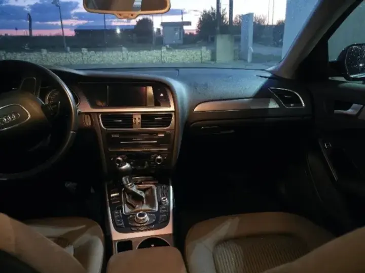 Audi A4 Limuzina B8 1.8 TFSI