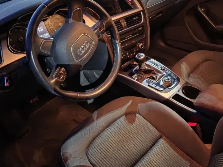 Audi A4 Limuzina B8 1.8 TFSI