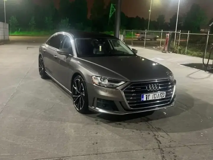 Audi A8 D5 A8L 3.0 55 TFSI quattro Tiptronic