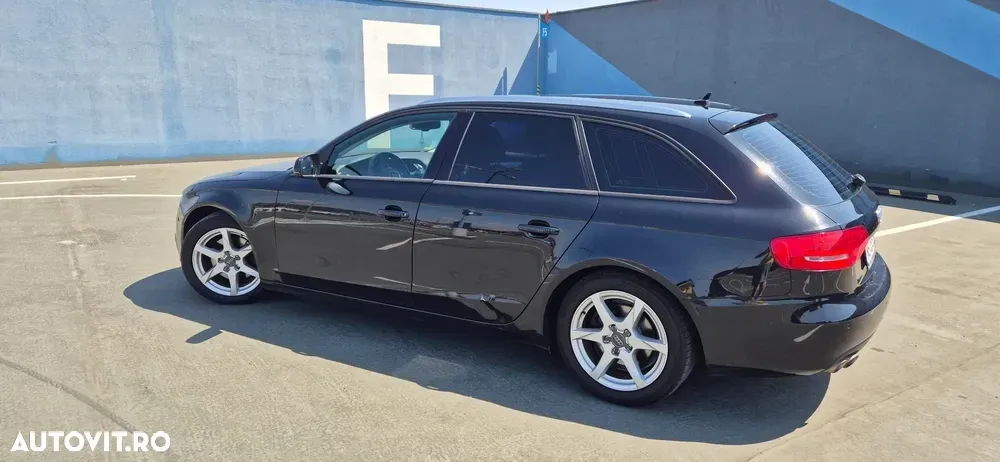 Audi A4 Avant B8 2.0 TDI — imagine 2