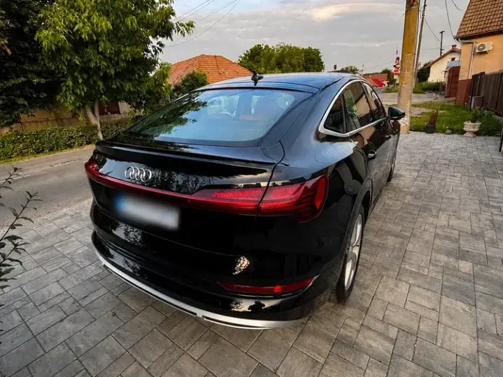 Audi e-tron Sportback