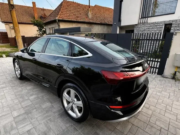 Audi e-tron Sportback