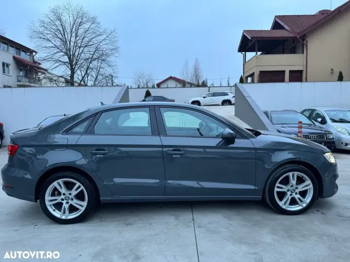 Audi A3 Limuzina 8V 30 TDI S tronic
