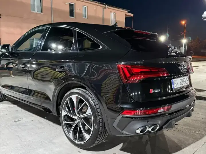 Audi SQ5 FY