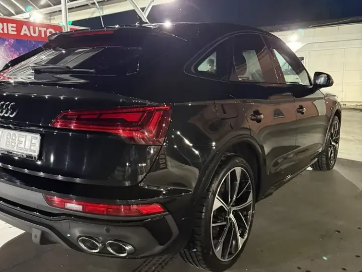 Audi SQ5 FY