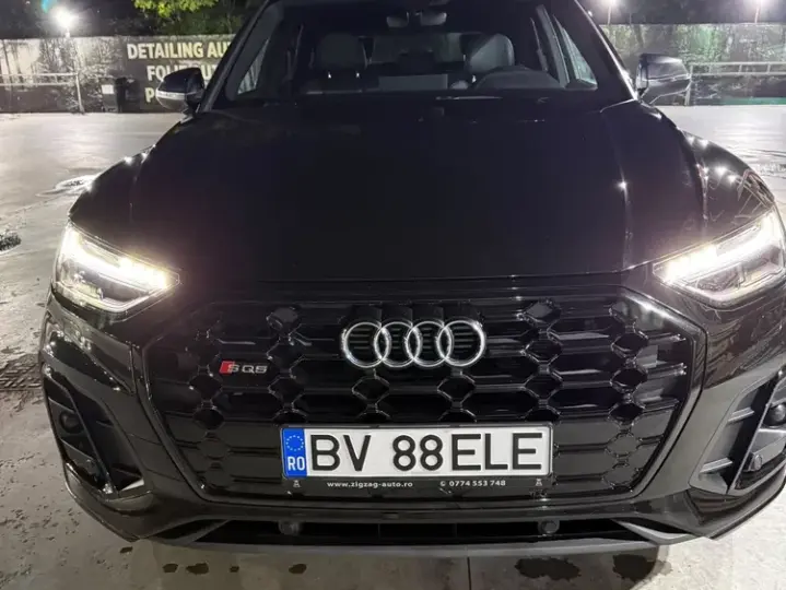 Audi SQ5 FY