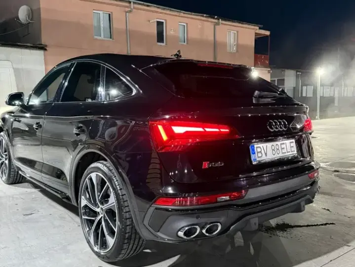 Audi SQ5 FY