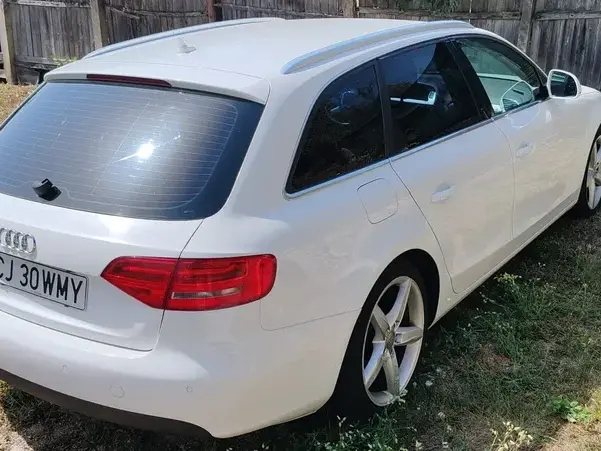 Audi A4 Limuzina