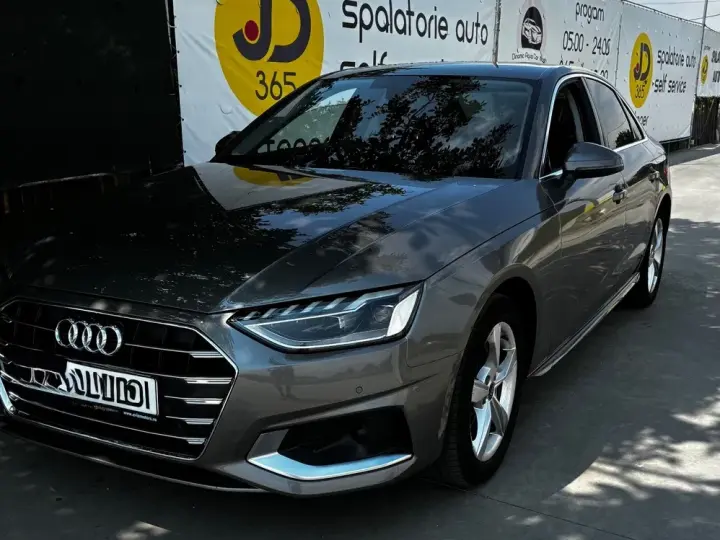 Audi A4 Limuzina B9 35 TFSI S tronic MHEV Advanced
