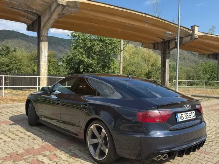 Audi A5 Sportback 8T 2.0 TDI quattro Stronic