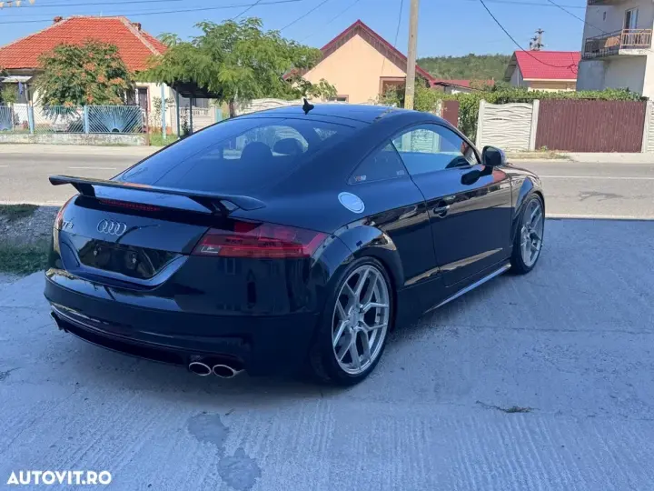 Audi TT S 8J